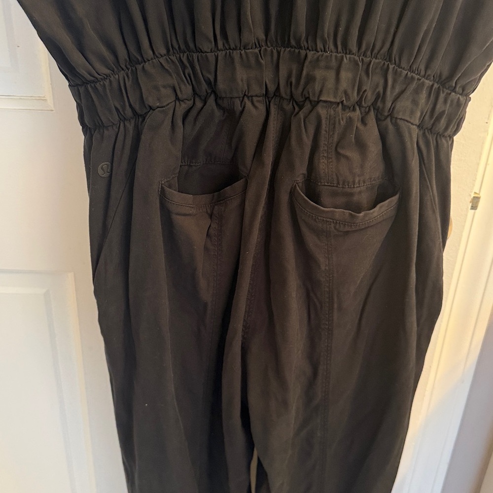 Lululemon Perfectly Poised Jumpsuit Black Short Sleeve Pockets Button Front - Picture 9 of 9